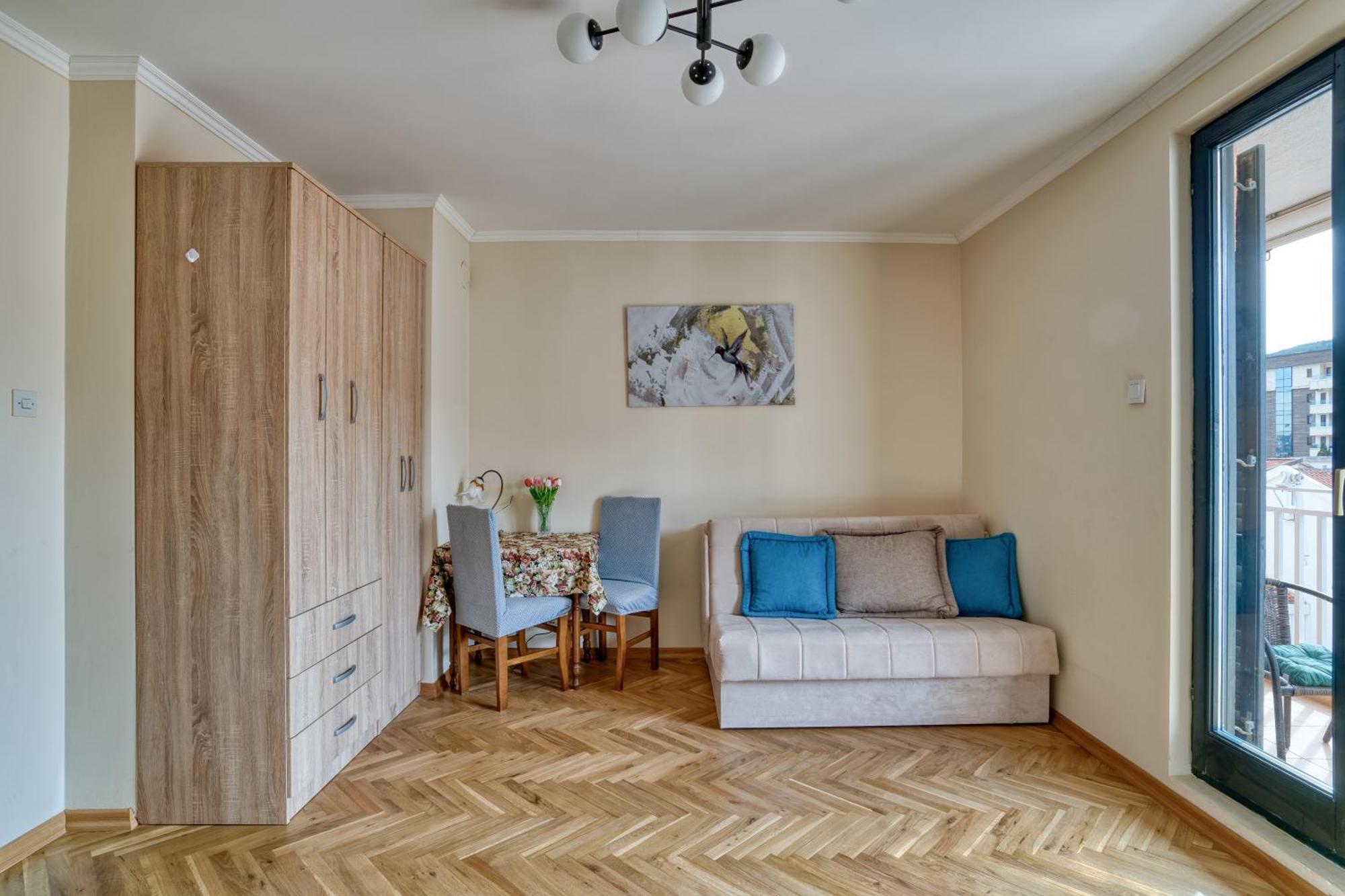 Comfort Apartment Near The Beach 布德瓦 外观 照片