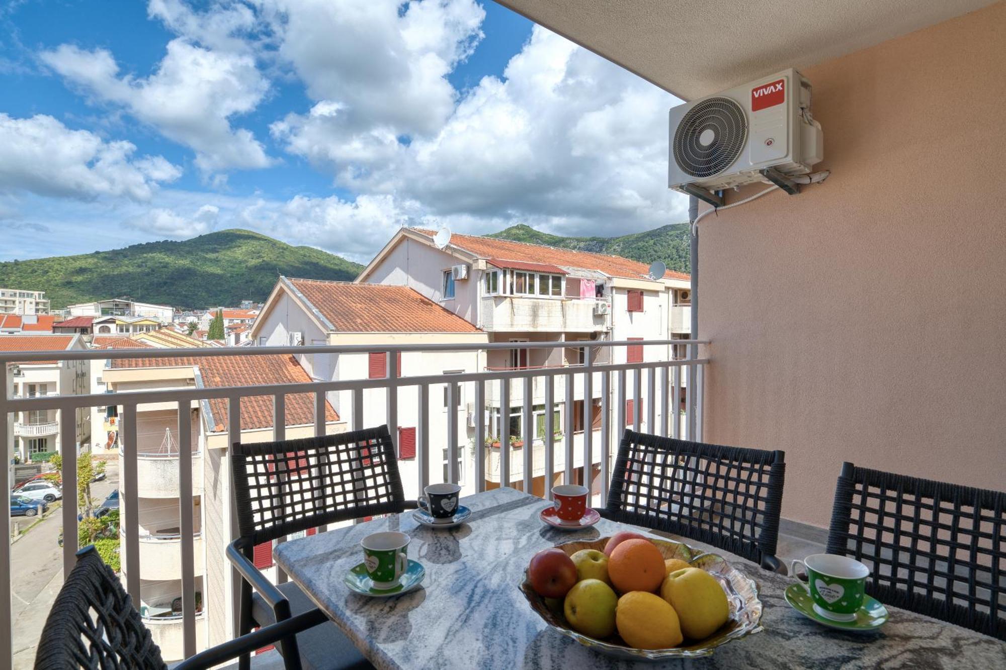 Comfort Apartment Near The Beach 布德瓦 外观 照片