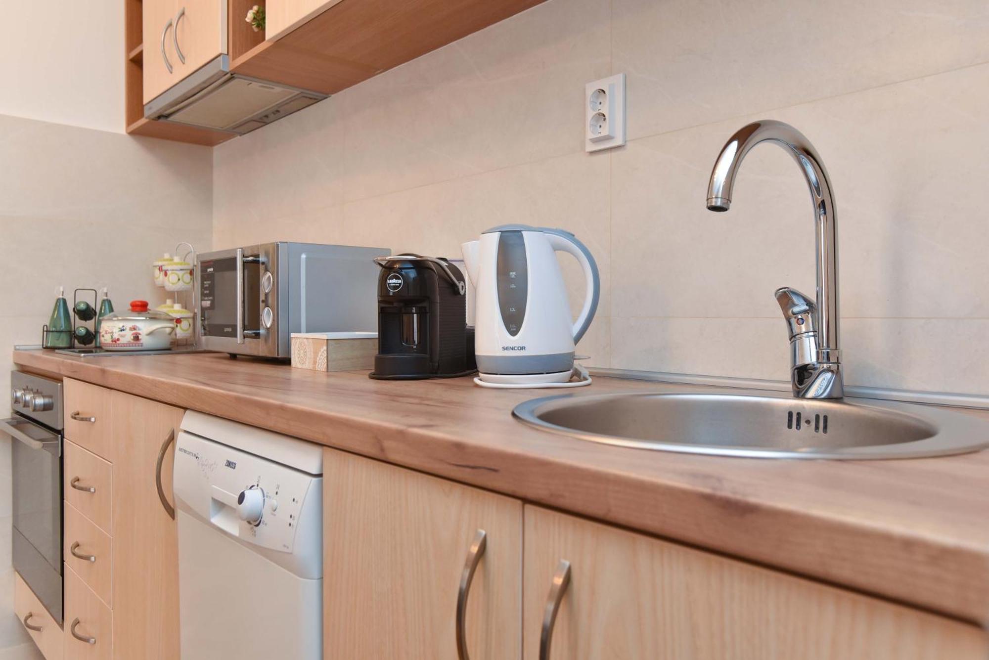 Comfort Apartment Near The Beach 布德瓦 外观 照片